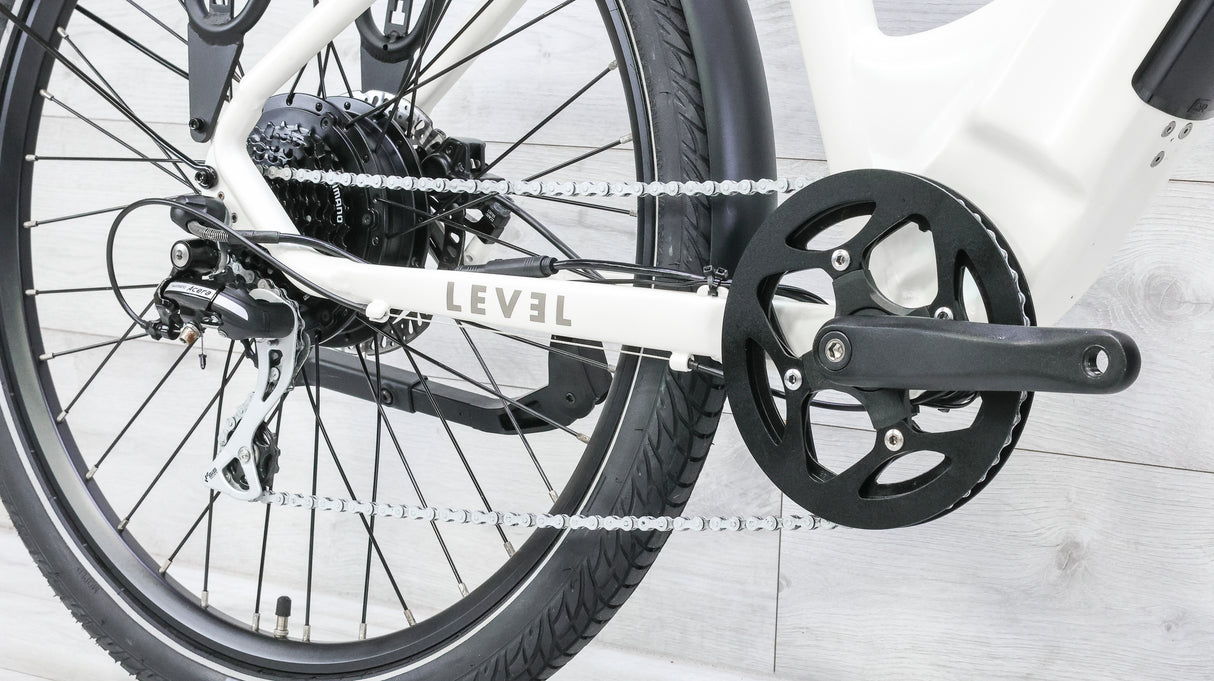 Aventon Level 2 Step-Through E-Bike - 2023, Med/Large