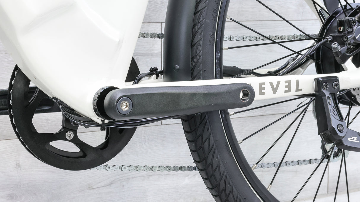 Aventon Level 2 Step-Through E-Bike - 2023, Med/Large