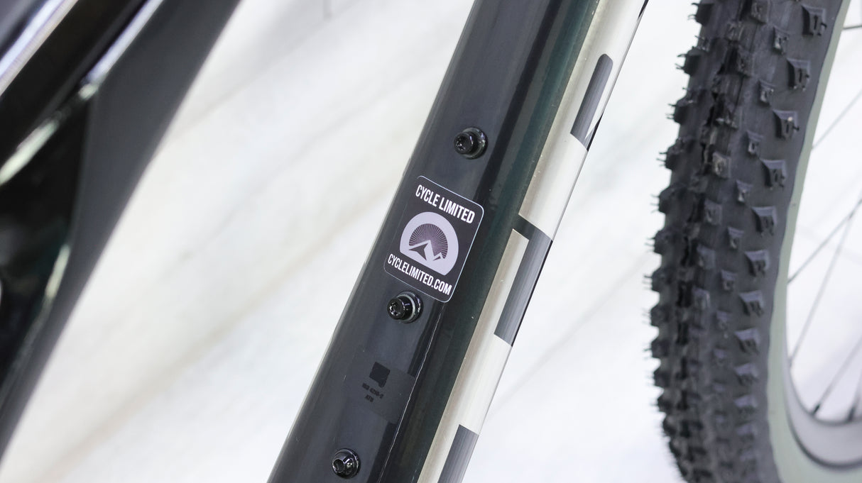 Trek Supercaliber 9.8 GX Transmission AXS Gen 1 Mountain Bike - 2023, Large