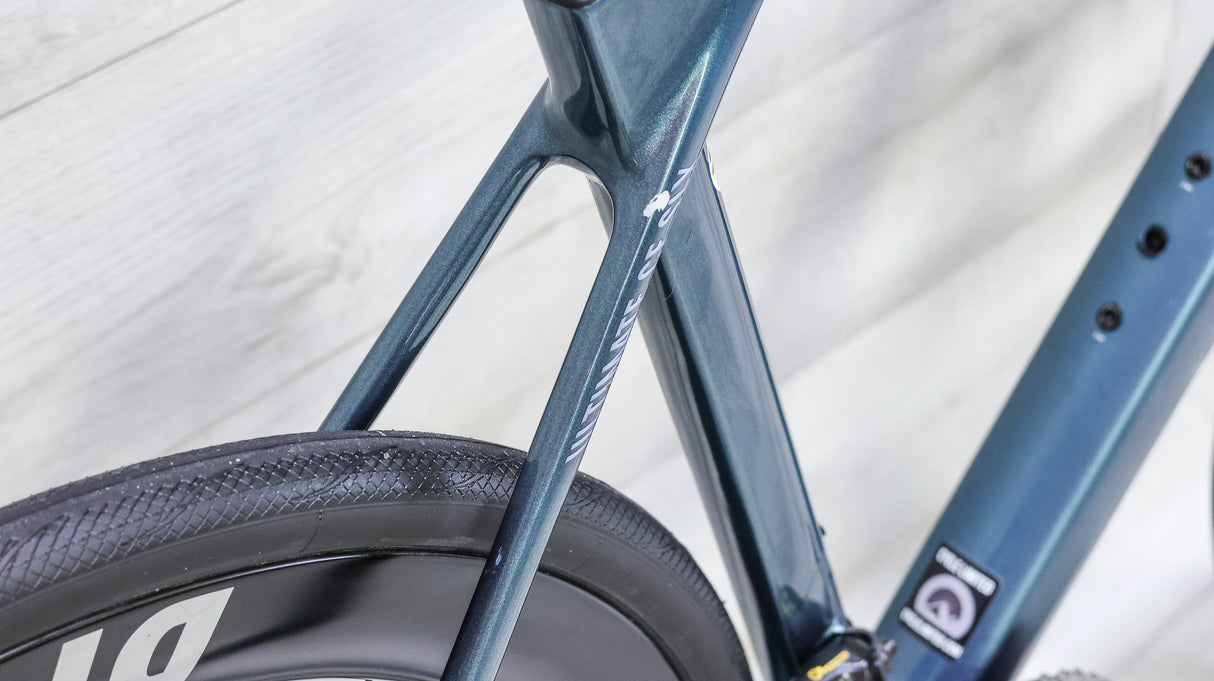 Canyon Ultimate CF SLX 8 Di2 Road Bike - 2024, Medium