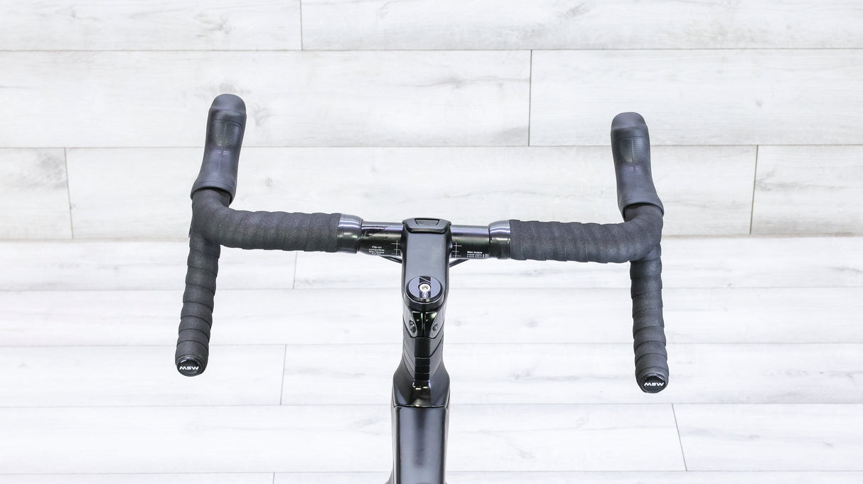 BMC Roadmachine 01 Red eTap Road Bike - 2018, 56cm