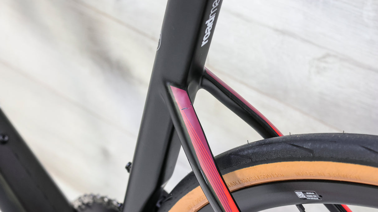 BMC Roadmachine 01 Red eTap Road Bike - 2018, 56cm