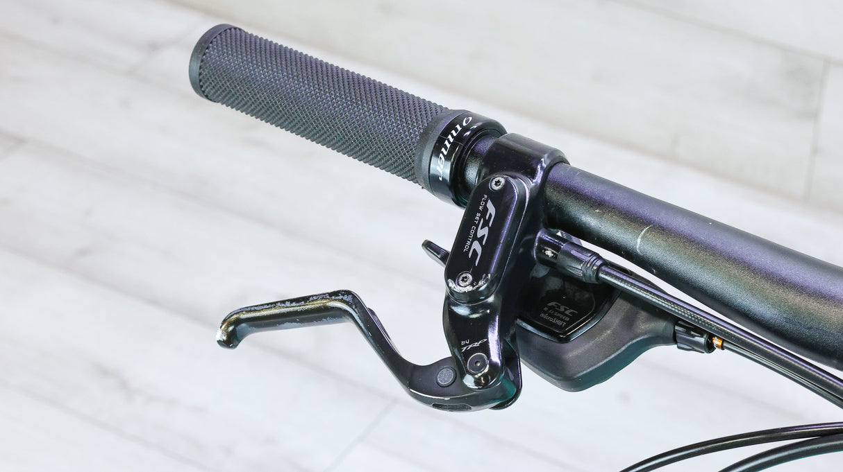 Specialized Sirrus Expert Carbon Hybrid Bike - 2019, Medium