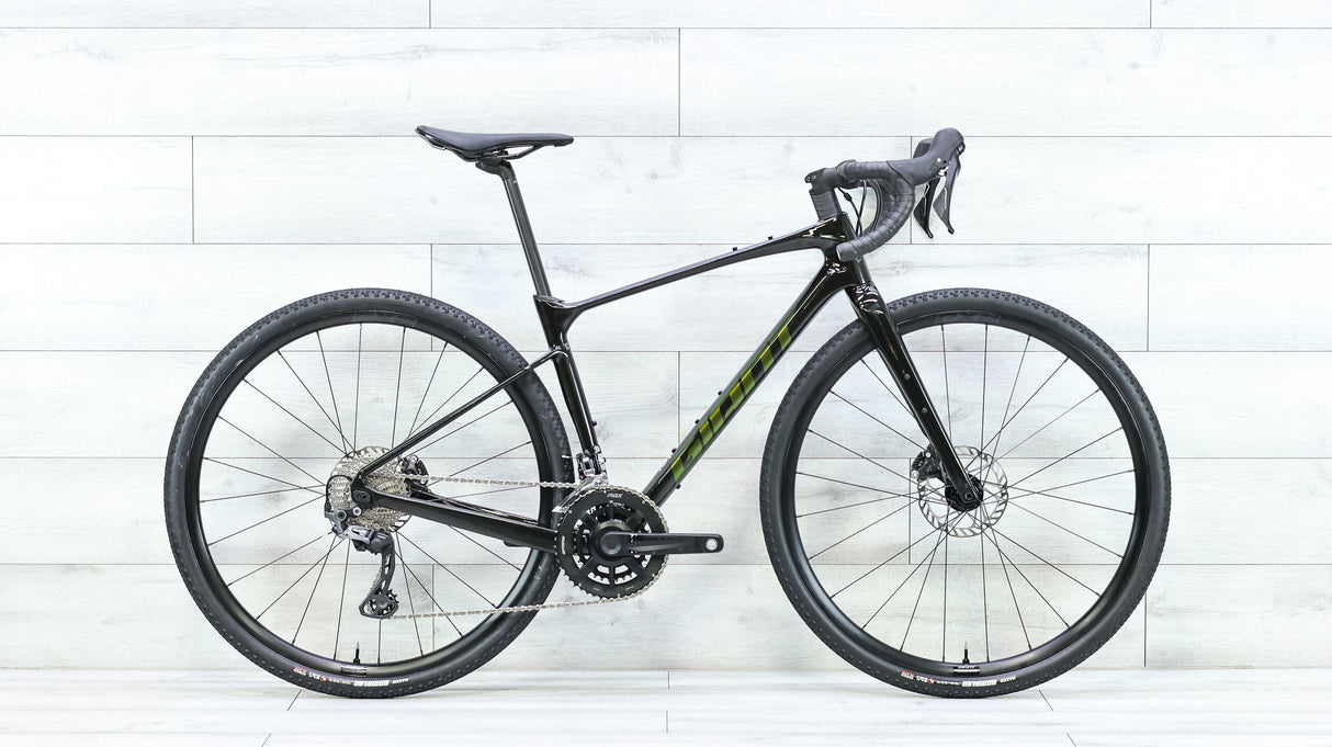 Giant Revolt Advanced 2 Gravel Bike - 2022, X-Small