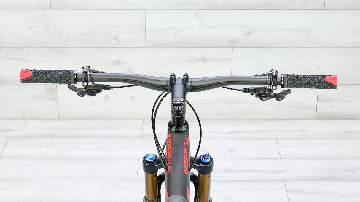 Pivot Mach 429 SL Carbon Team XTR Mountain Bike - 2018, Large