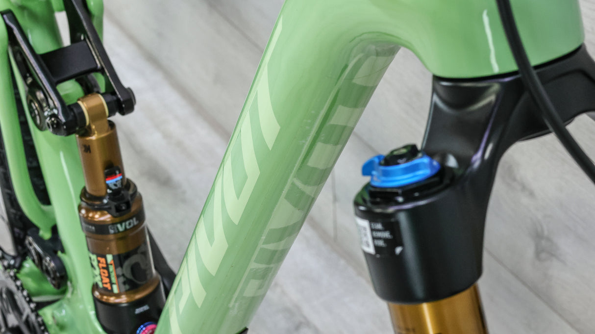 Pivot MACH 4 SL Pro X0 Eagle Transmission AXS Mountain Bike - 2024, Medium