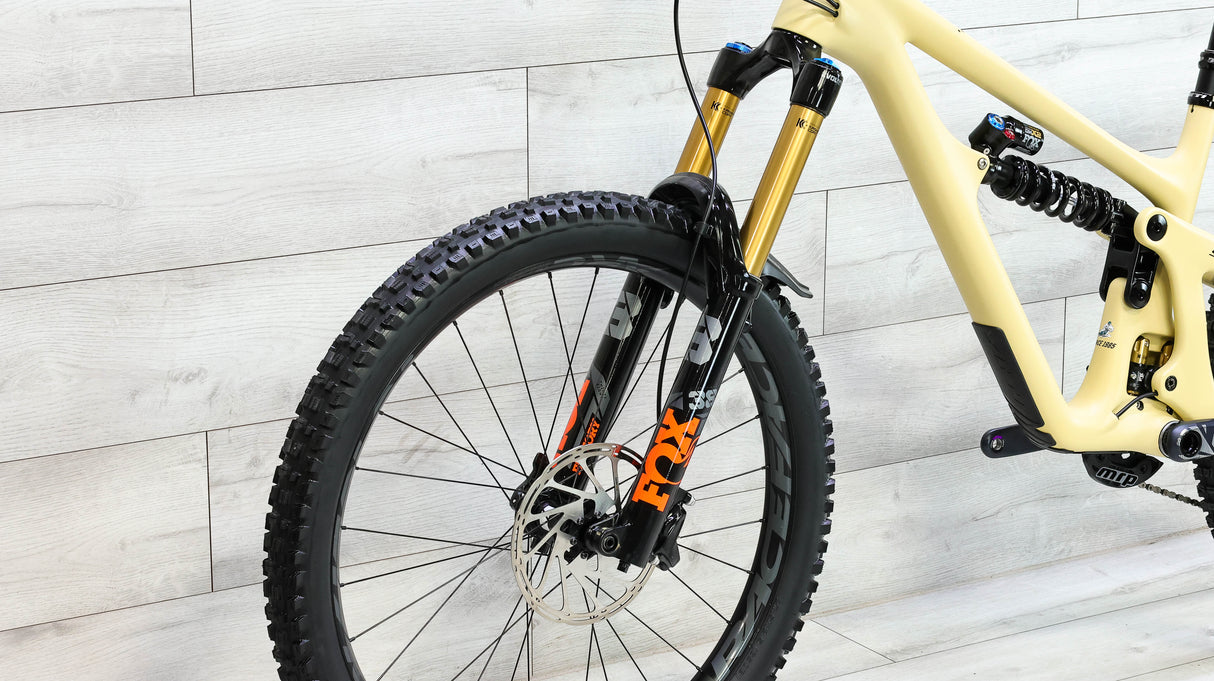 Yeti SB165 T2 Mountain Bike - 2022, Medium
