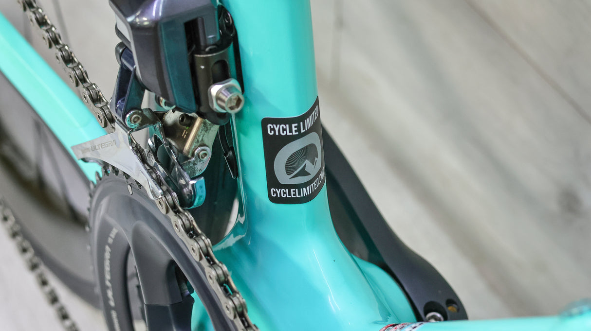 Bianchi Infinito CV Disc Ultegra Di2 Road Bike - 2019, 53cm