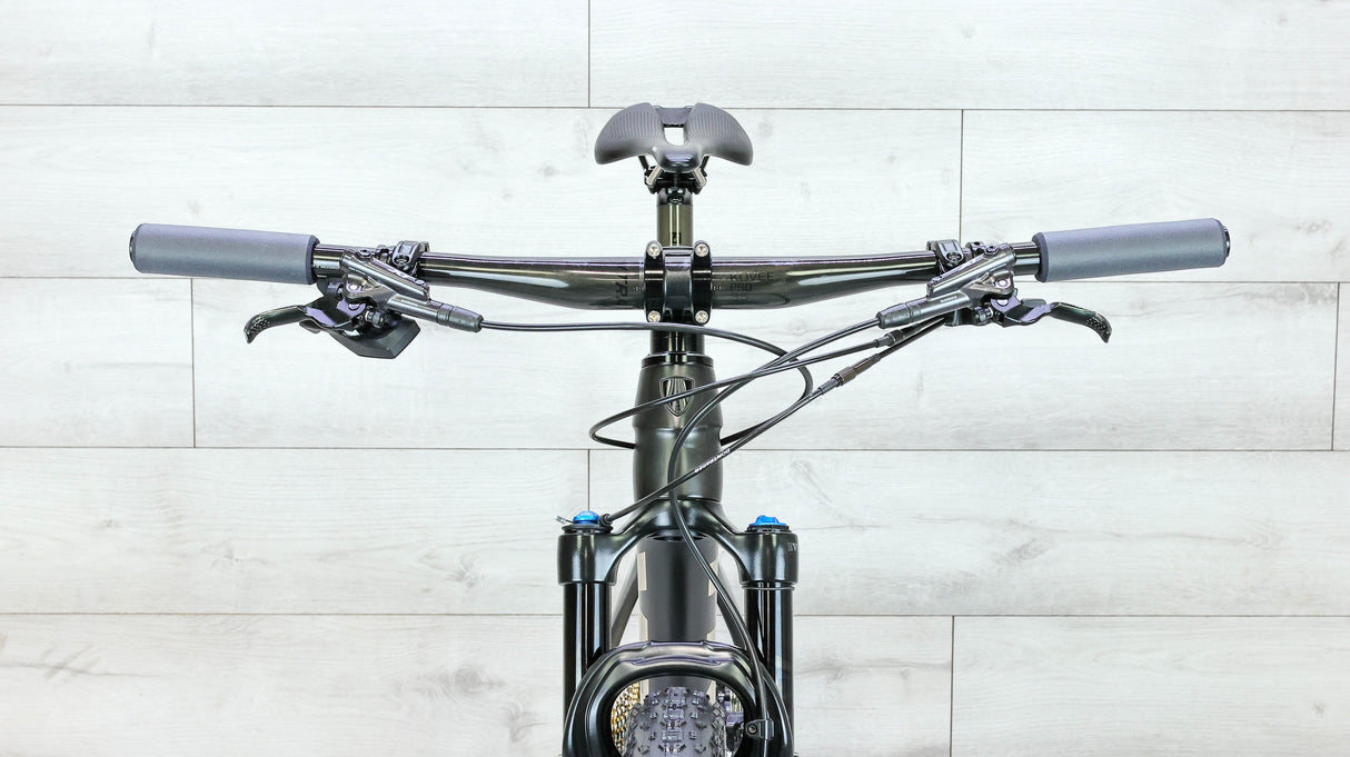 Trek Supercaliber 9.8 AXS Mountain Bike - 2020, Medium