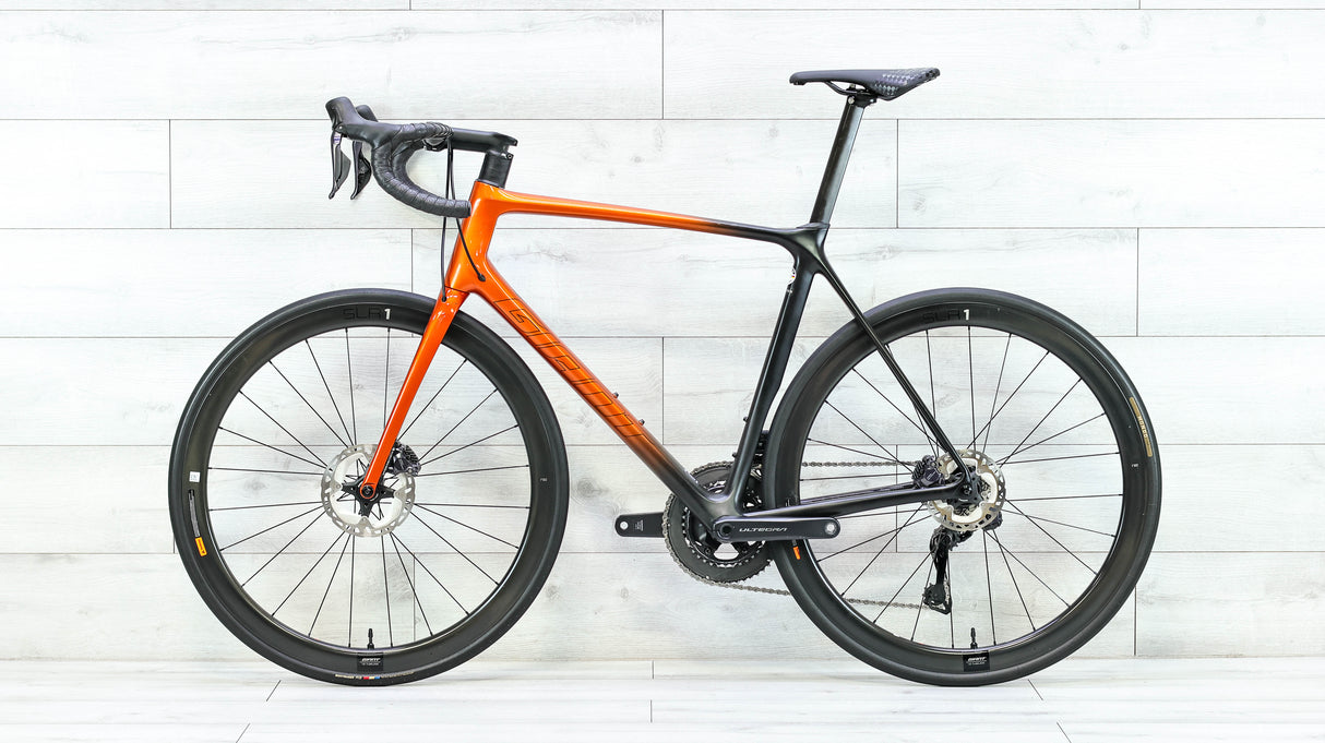 Giant TCR Advanced Pro Disc 0 Ultegra Di2 Road Bike - 2022, Large