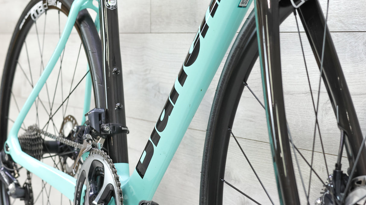 Bianchi Oltre XR3 Disc Road Bike - 2020, 55cm