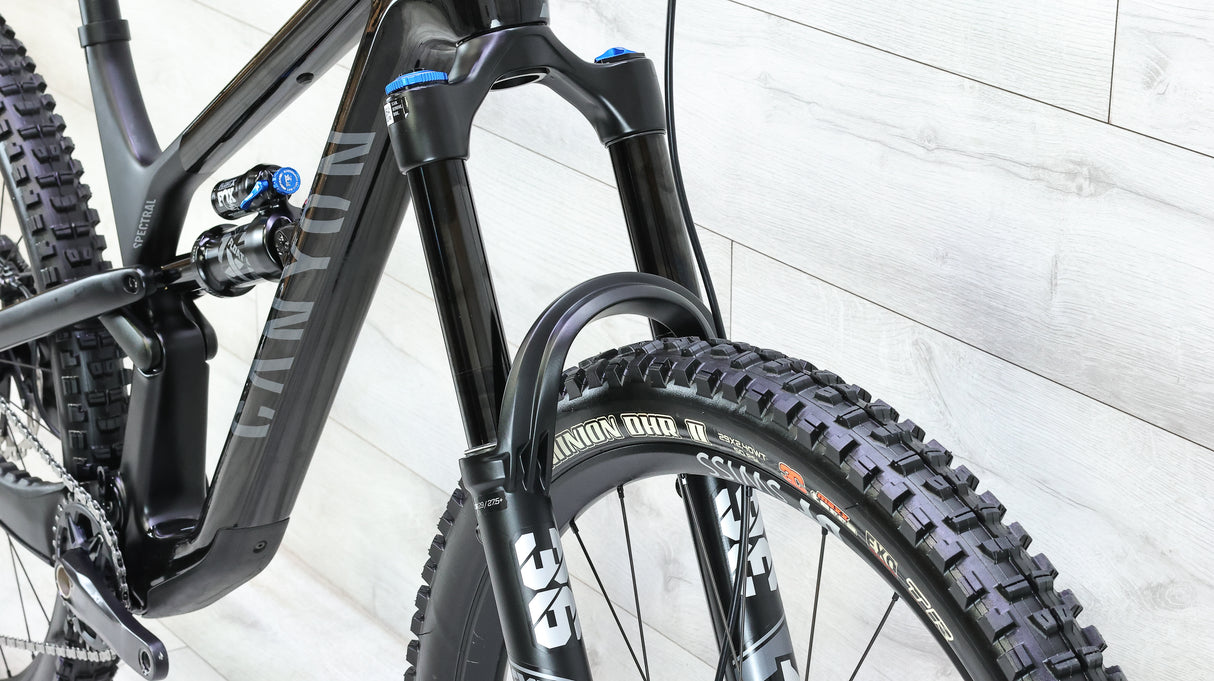 Canyon Spectral 29 CF 8 Mountain Bike - 2024, Medium