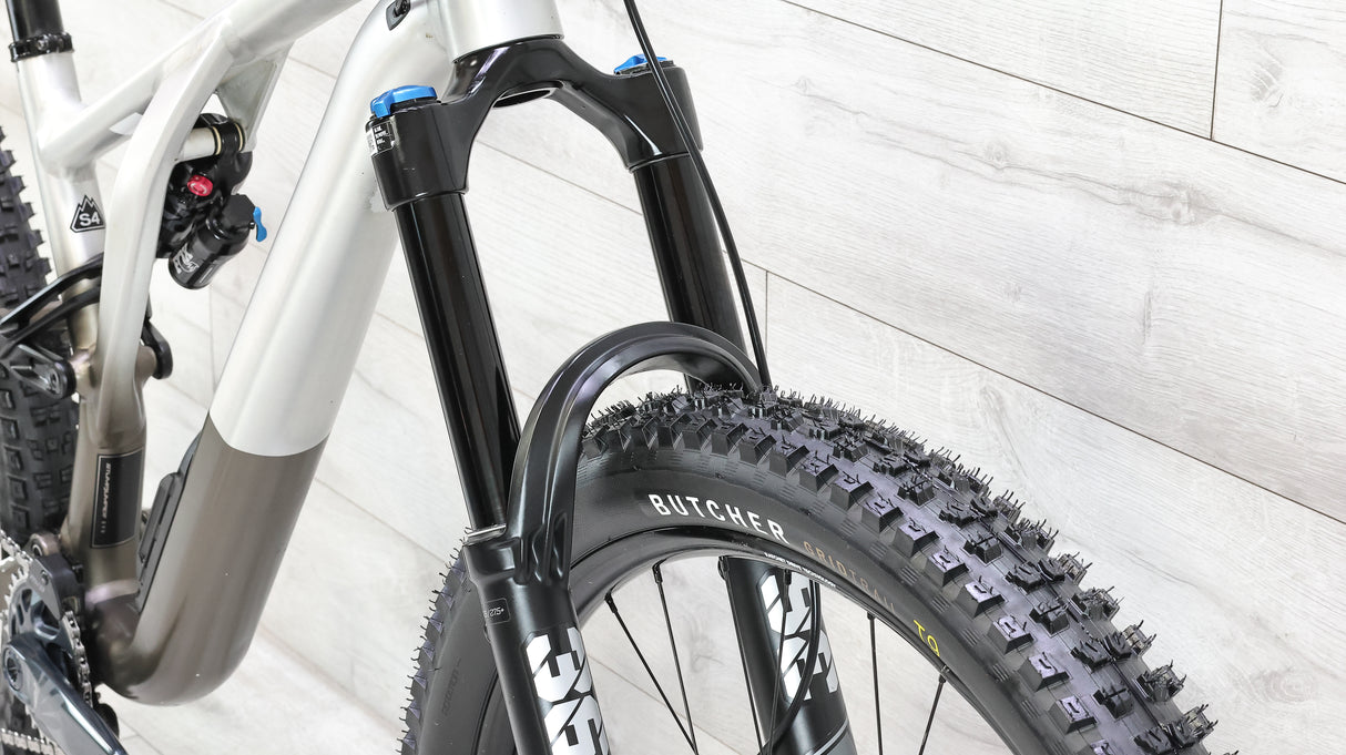 Specialized Stumpjumper EVO Alloy Mountain Bike - 2022, Large (S4)