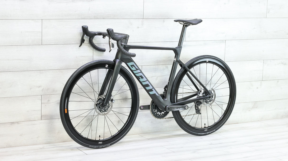 Giant Propel Advanced Pro Red AXS Road Bike - 2024, Small