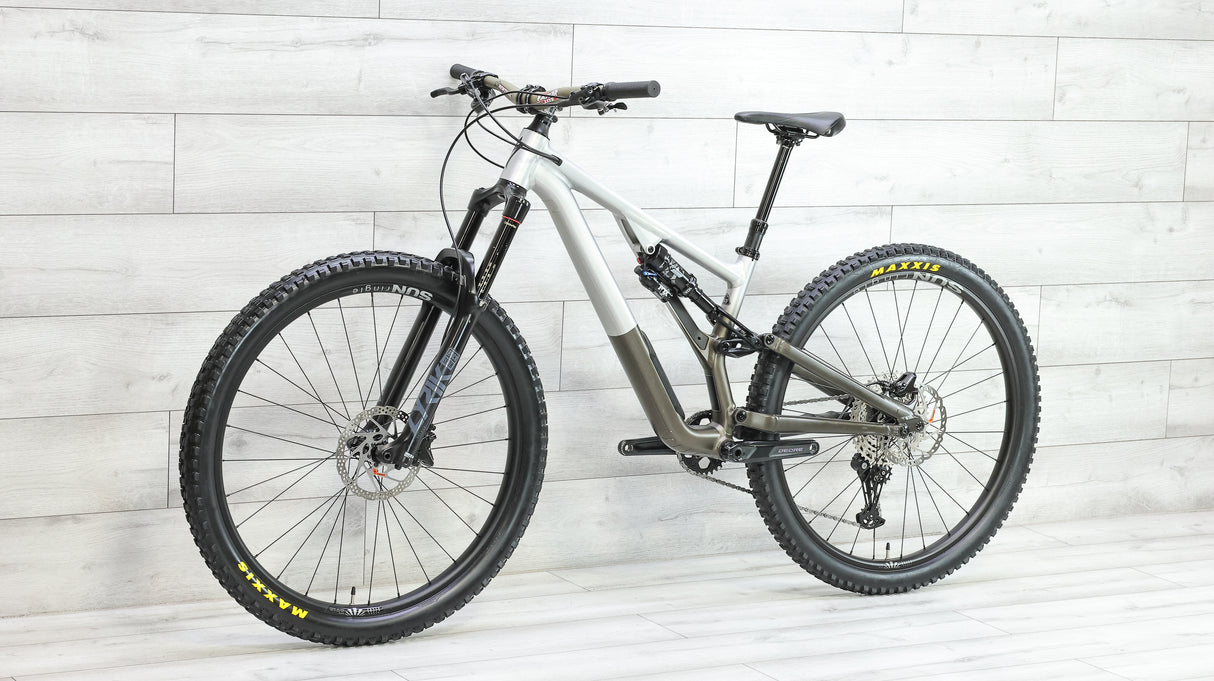 Specialized Stumpjumper EVO Mountain Bike - 2022, Medium (S3)