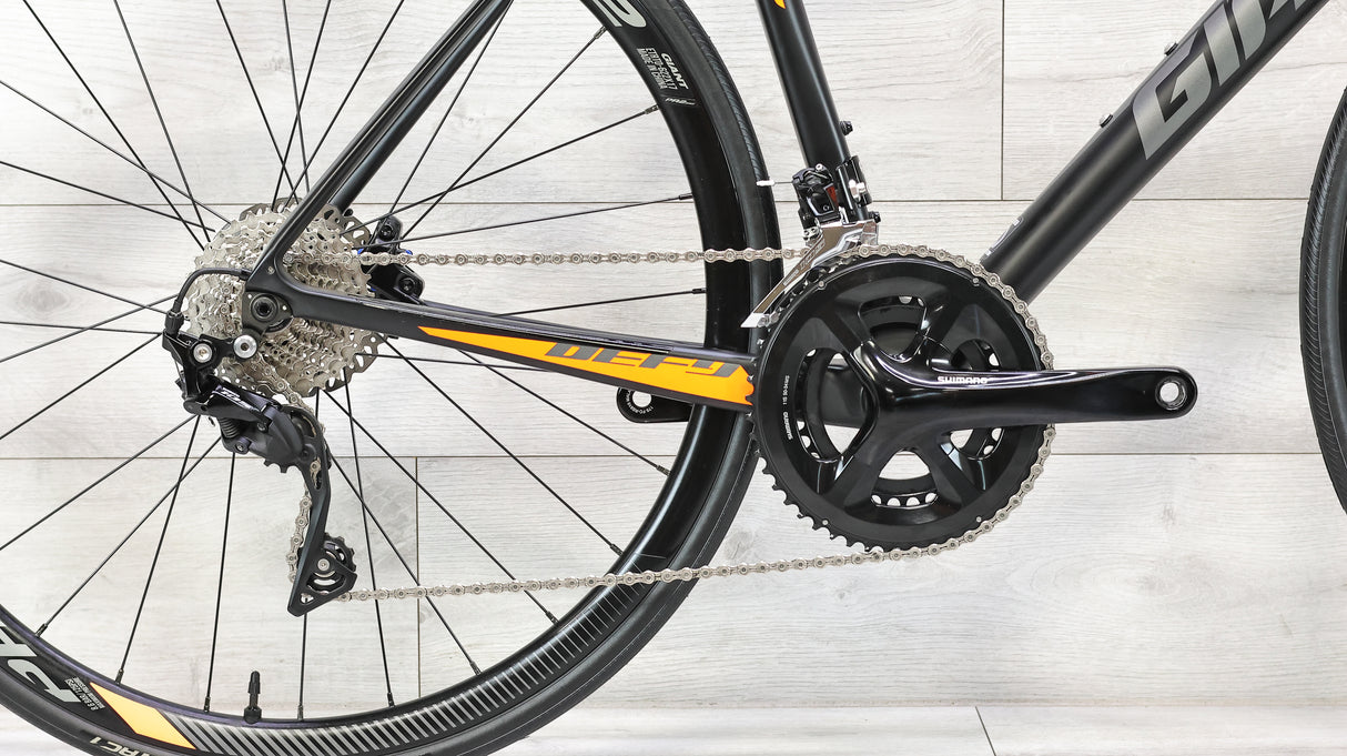 Giant Defy Advanced 2 Road Bike - 2018, Large