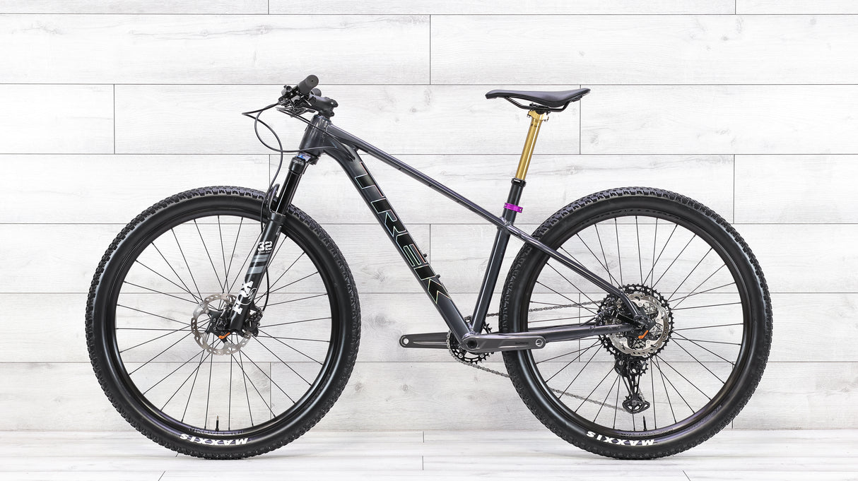 Trek X-Caliber 8 Factory Mountain Bike - 2022, Small