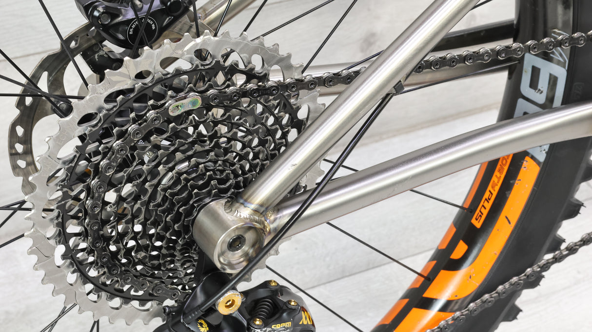 Kingdom Vendetta X2 Titanium Mountain Bike - 2018, Medium