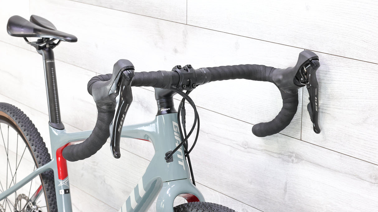 Giant Revolt Advanced 2 Gravel Bike - 2019, Small