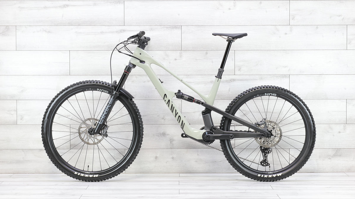 Canyon Spectral:ONfly CF 8 Mountain E-Bike - 2025, Large