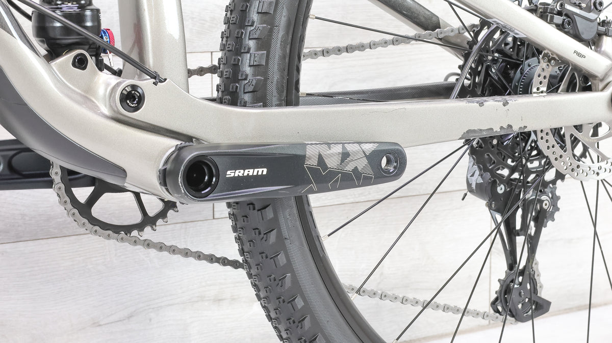 Trek Top Fuel 9.7 Mountain Bike - 2021, Small