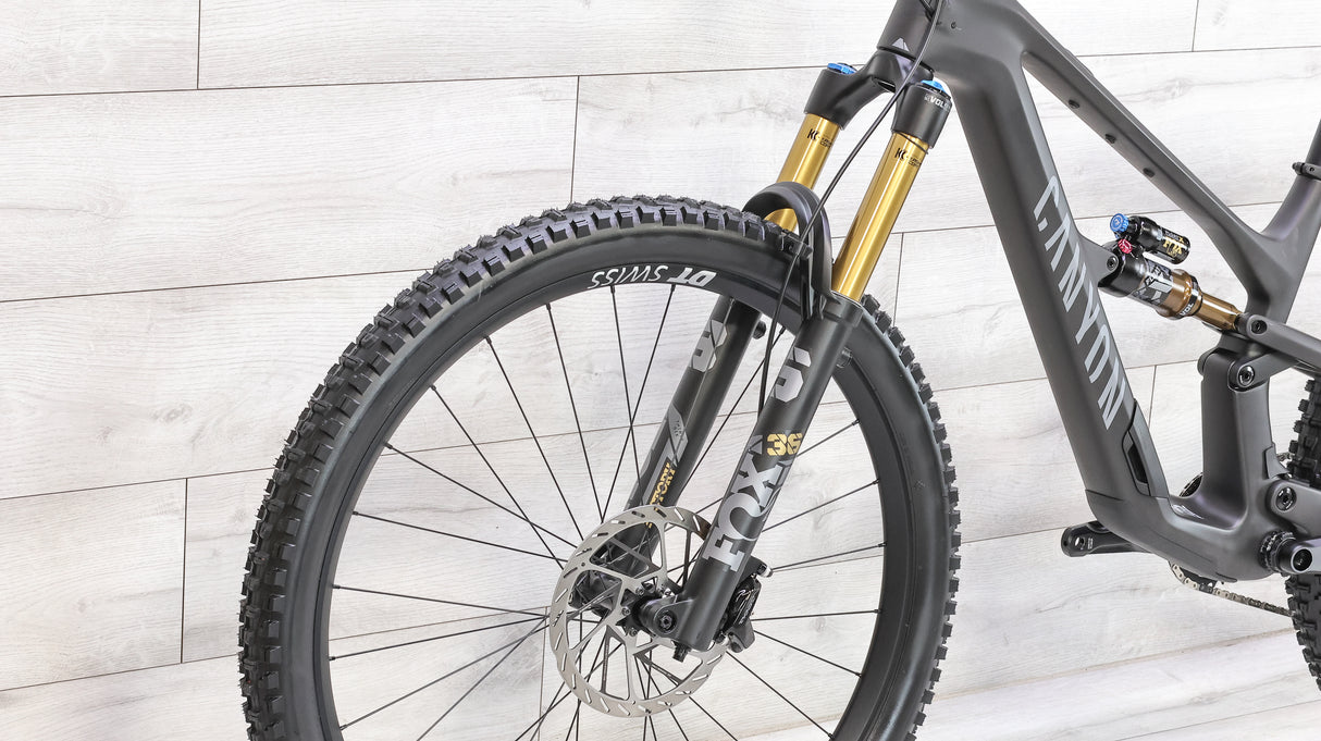 Canyon Spectral CF 9 Mountain Bike - 2025, Small