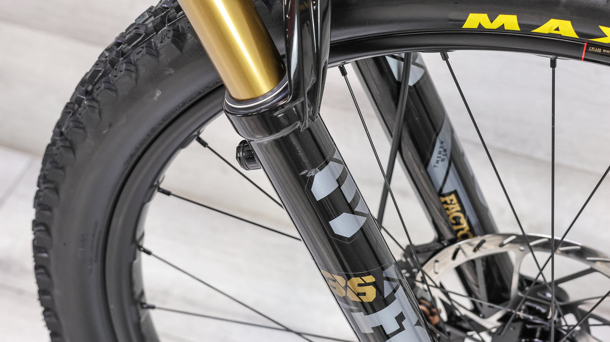 Santa Cruz Bronson CC X0 AXS RSV Mountain Bike - 2025, Medium