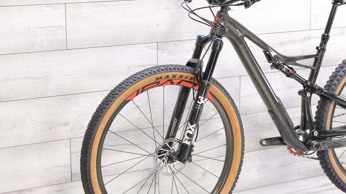 Specialized Camber Expert 29 Mountain Bike - 2018, Medium