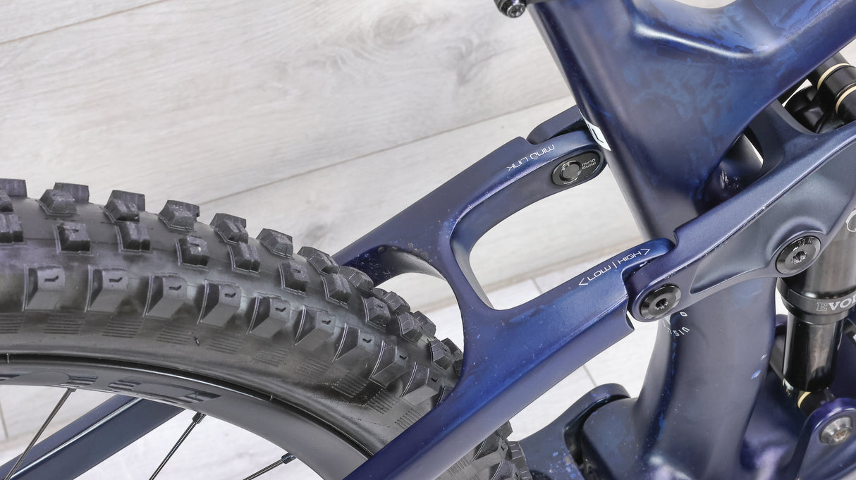 Trek Fuel EX 9.7 Mountain Bike - 2022, Med/Large