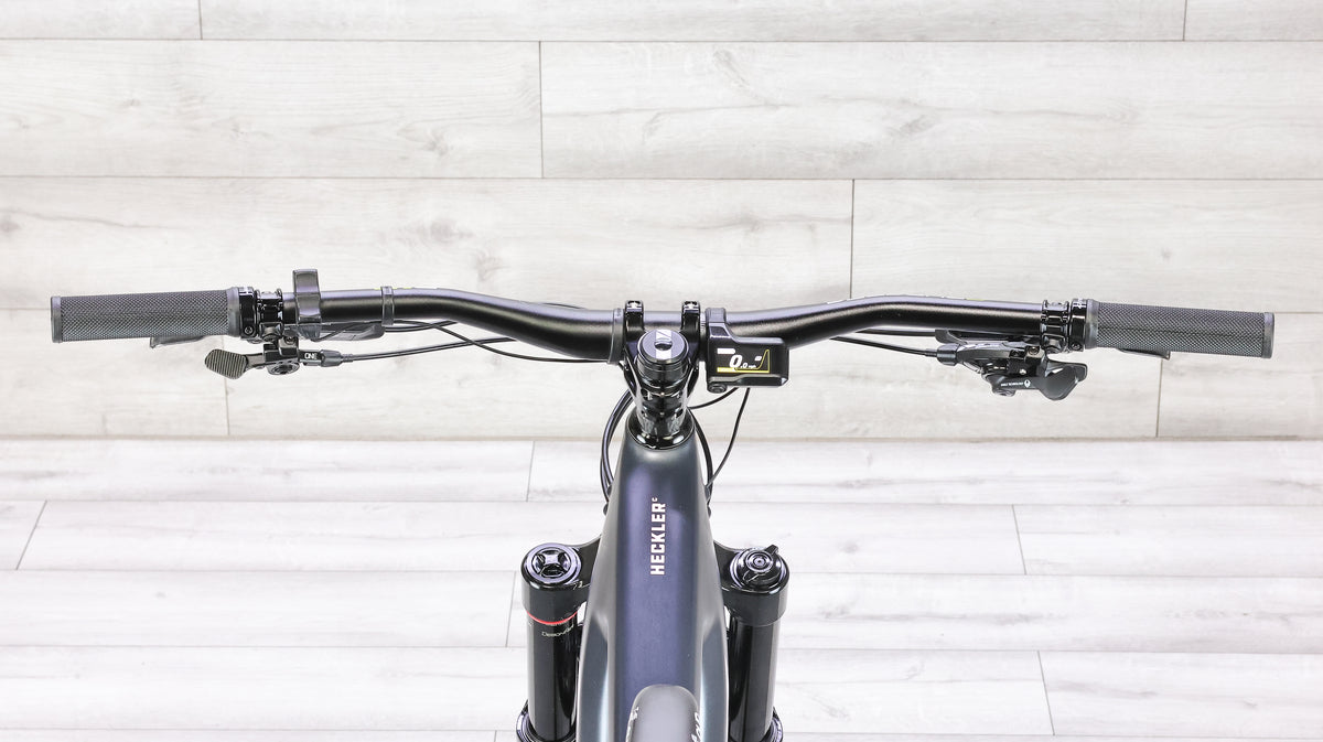 Santa Cruz Heckler R Carbon 27.5 Mountain E-Bike - 2024, Small