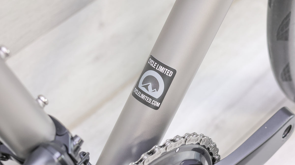 Moots Vamoots CRD Ultegra Di2 w/ENVE SES 3.4 Titanium Road Bike - 2024, 58cm