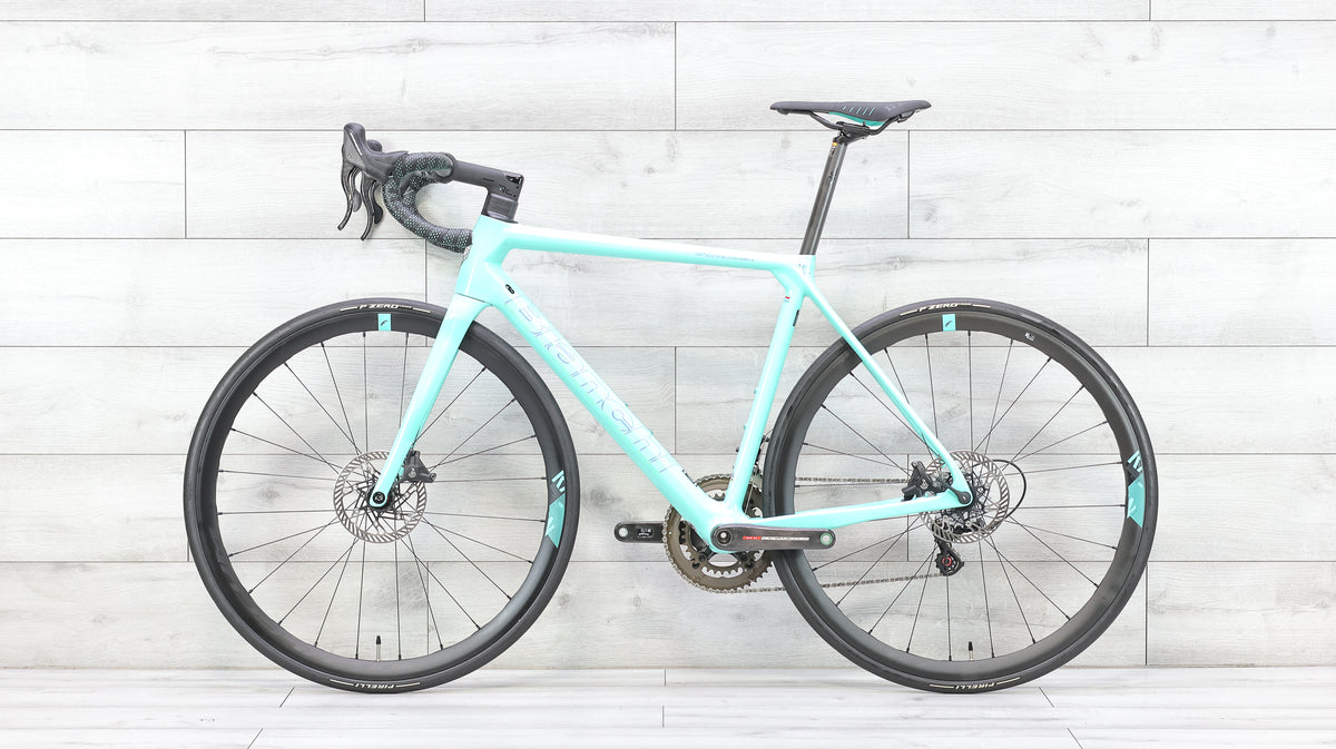Bianchi Specialissima Campagnolo Super Record Road Bike - 2022, 55cm