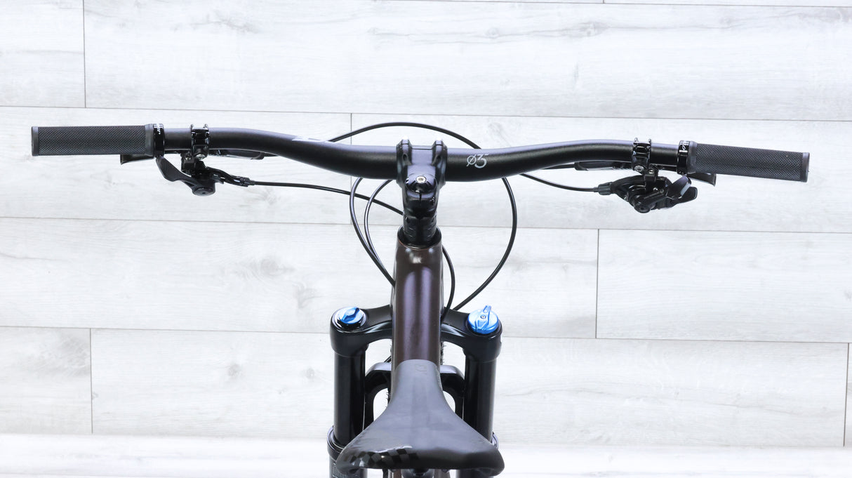 Specialized Stumpjumper Comp Alloy Mountain Bike - 2022, Medium (S3)