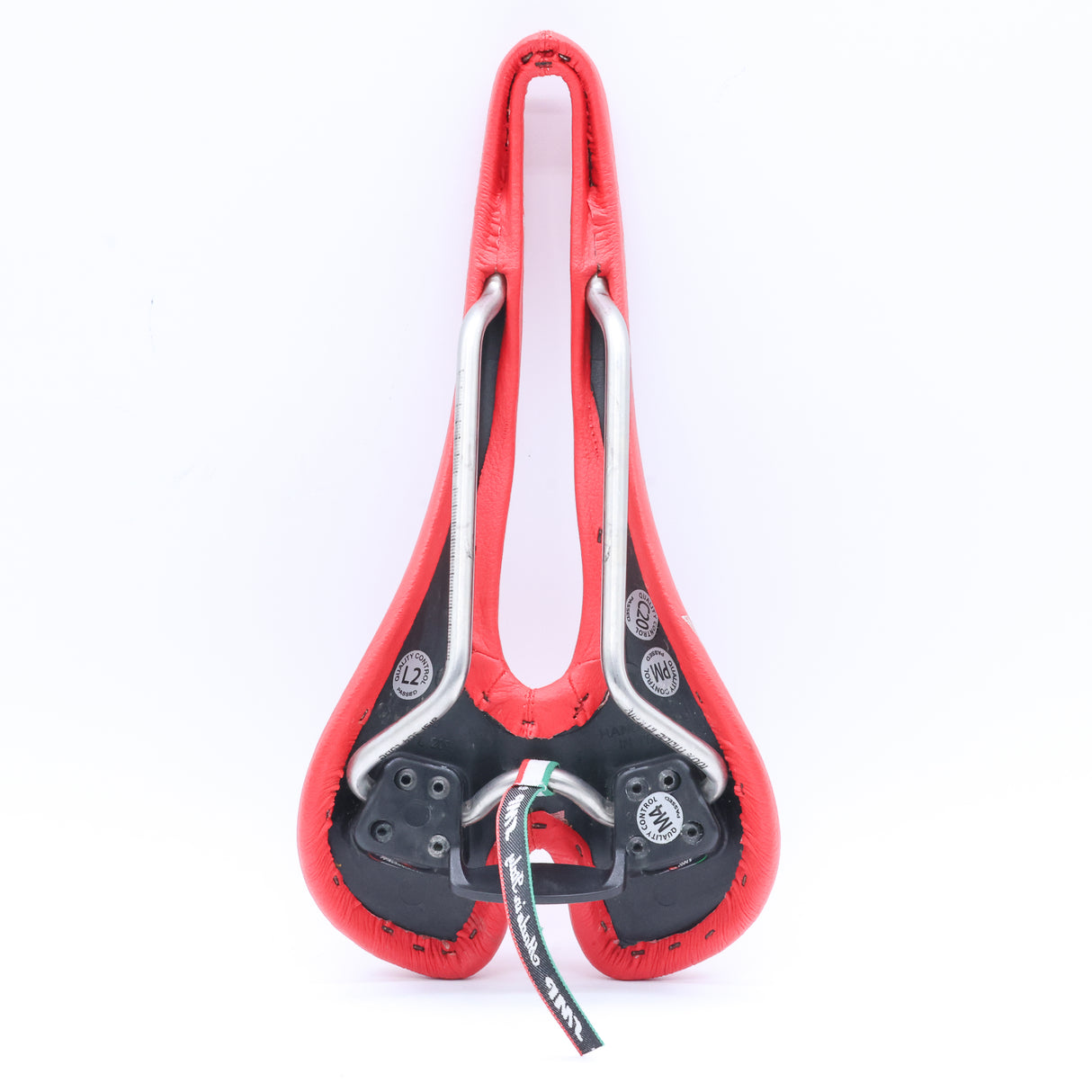 Selle SMP Dynamic Red Road Bike Saddle - 138mm