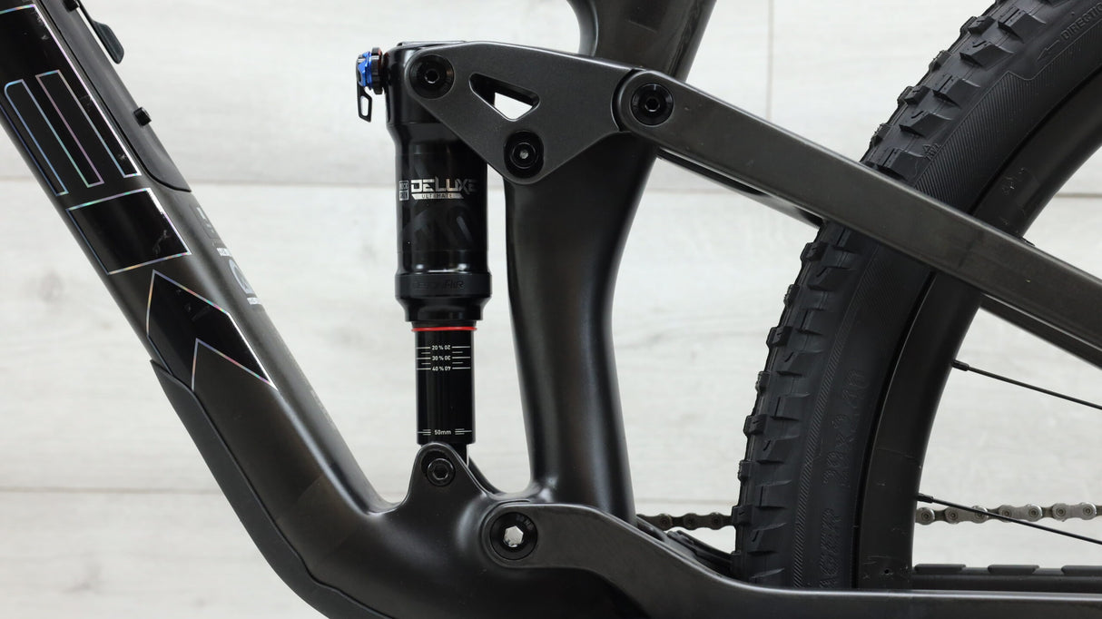 2022 Trek Top Fuel 9.8 XT