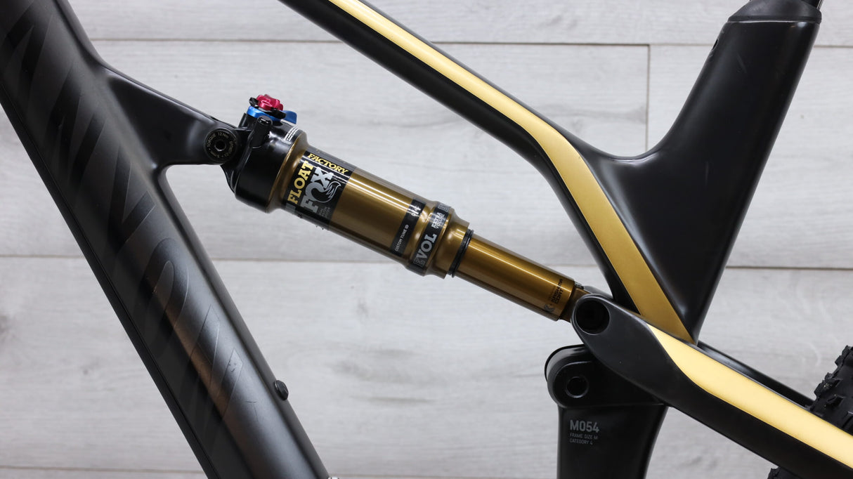 2018 Canyon Spectral CF 9.0 SL Mountain Bike - Medium