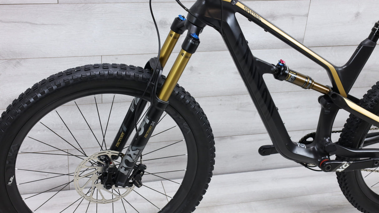 2018 Canyon Spectral CF 9.0 SL Mountain Bike - Medium