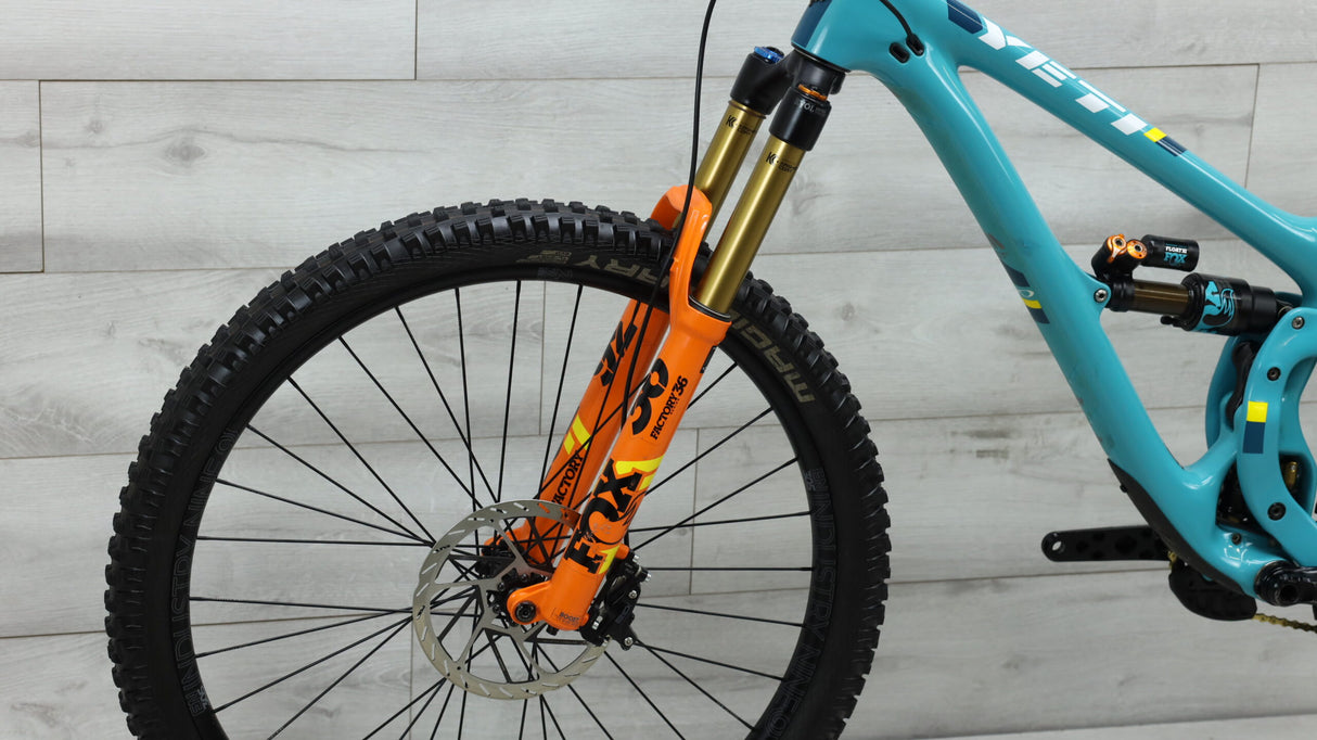 2018 Yeti SB5.5 Turq