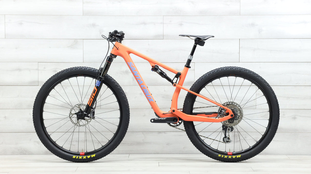 2022 Santa Cruz Blur C X01 AXS Reserve