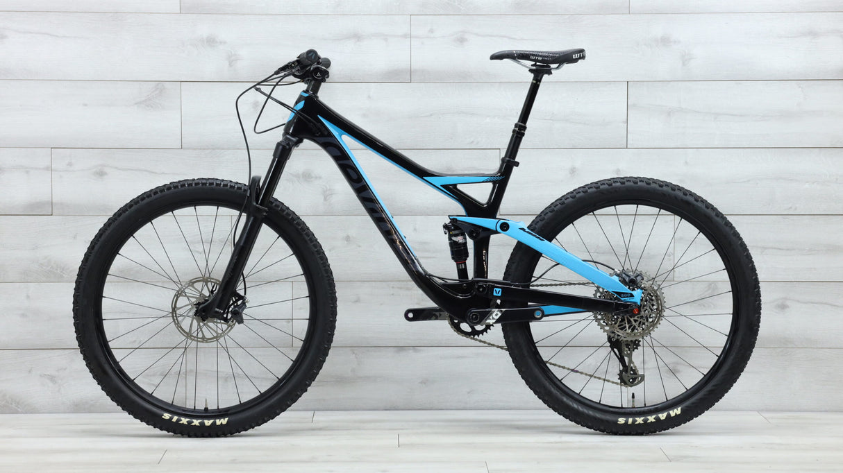 2017 Devinci Django Carbon X01