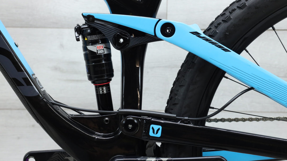 2017 Devinci Django Carbon X01