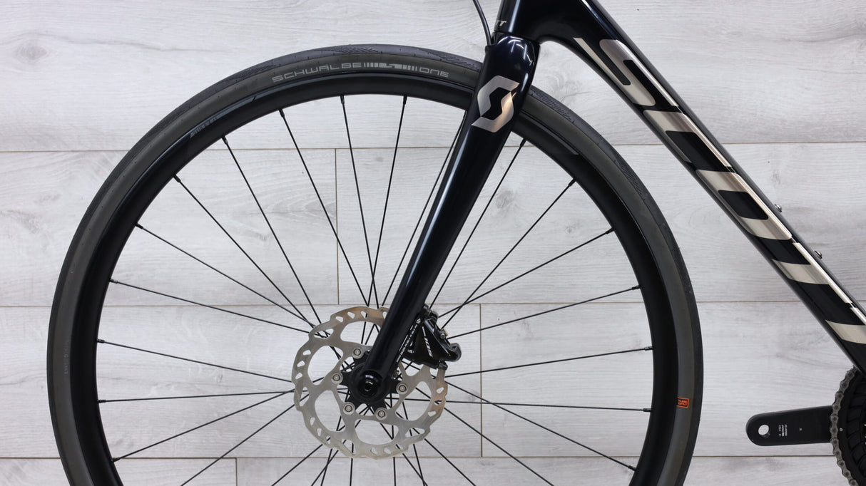 2021 Scott Addict 20 Disc Road Bike - 56cm