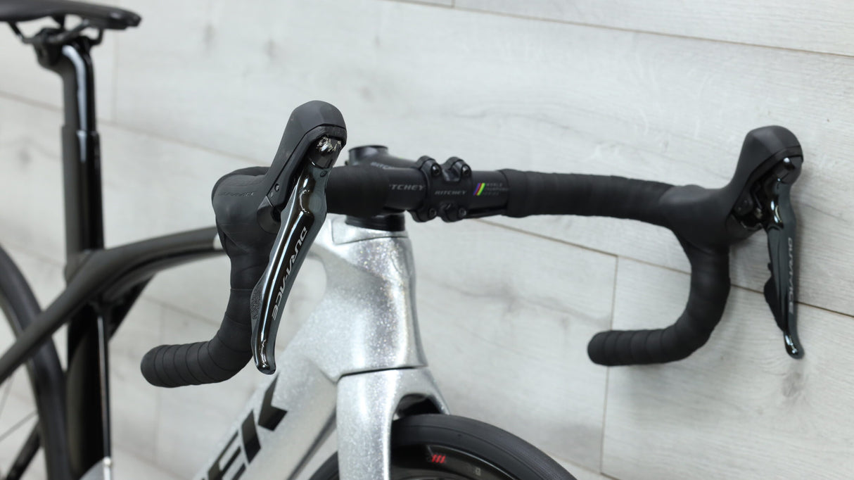 2019 Trek Madone SL Road Bike - 52cm