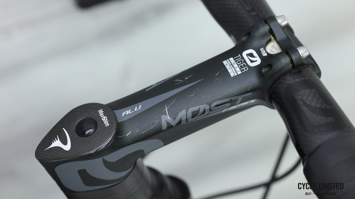 2019 Pinarello Dogma F10 Road Bike - 57.5cm