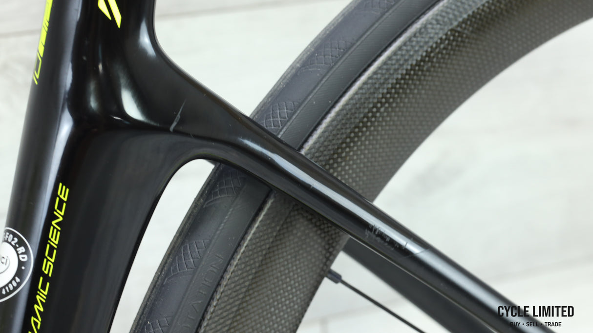 2017 Scott Foil 10 Di2 Road Bike - 52cm