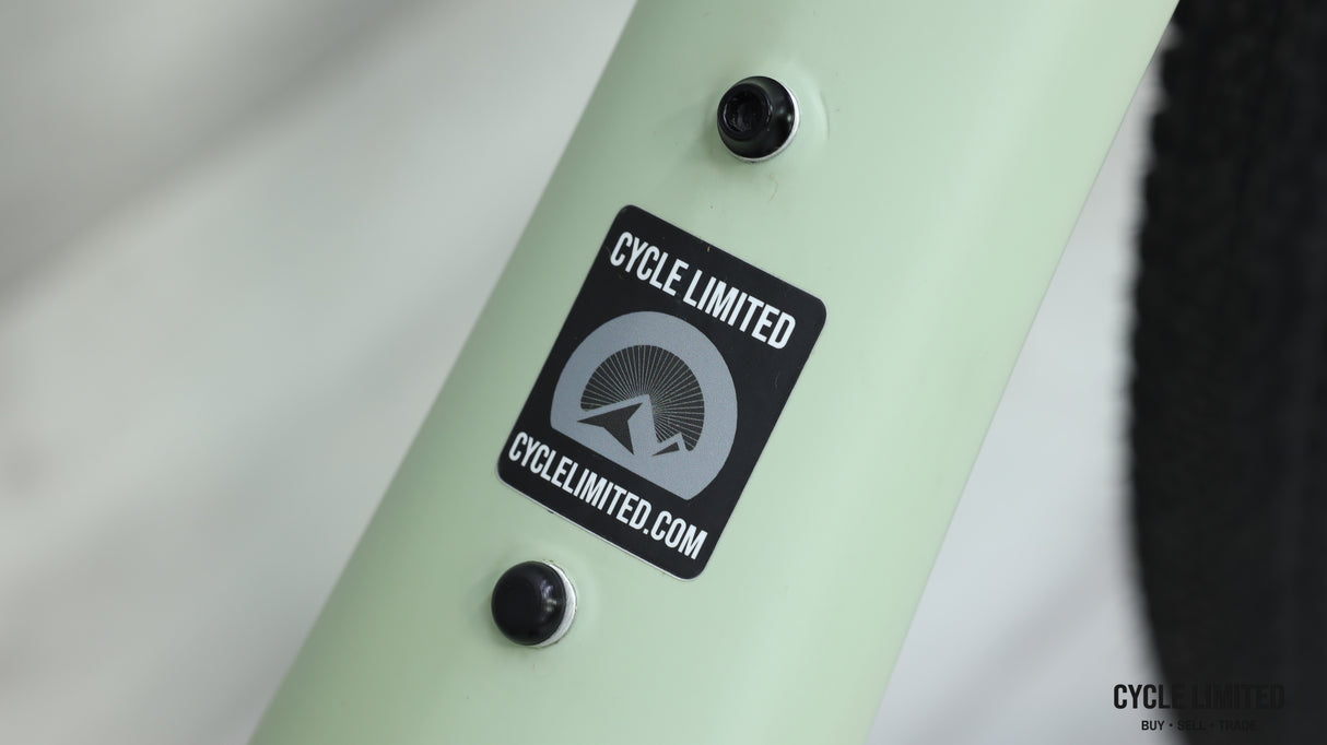 2024 Vielo V+1 Strato Shimano GRX Gravel Bike - Medium