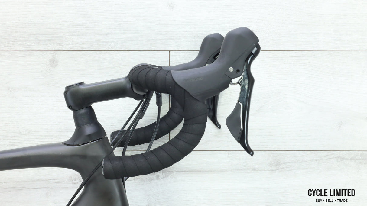 2022 Specialized Roubaix Sport Road Bike - 56cm