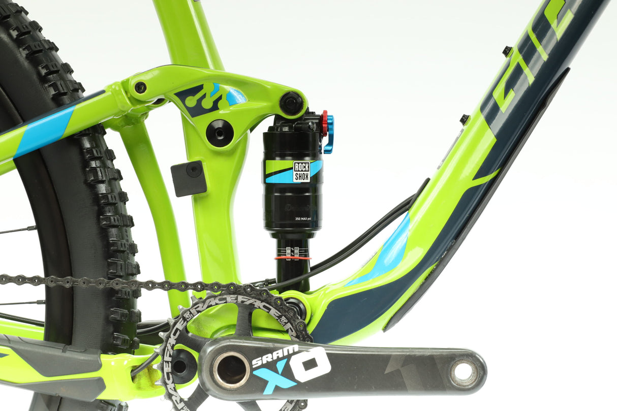 Vélo de montagne Giant Anthem Advanced SX 27.5 2016 - Moyen