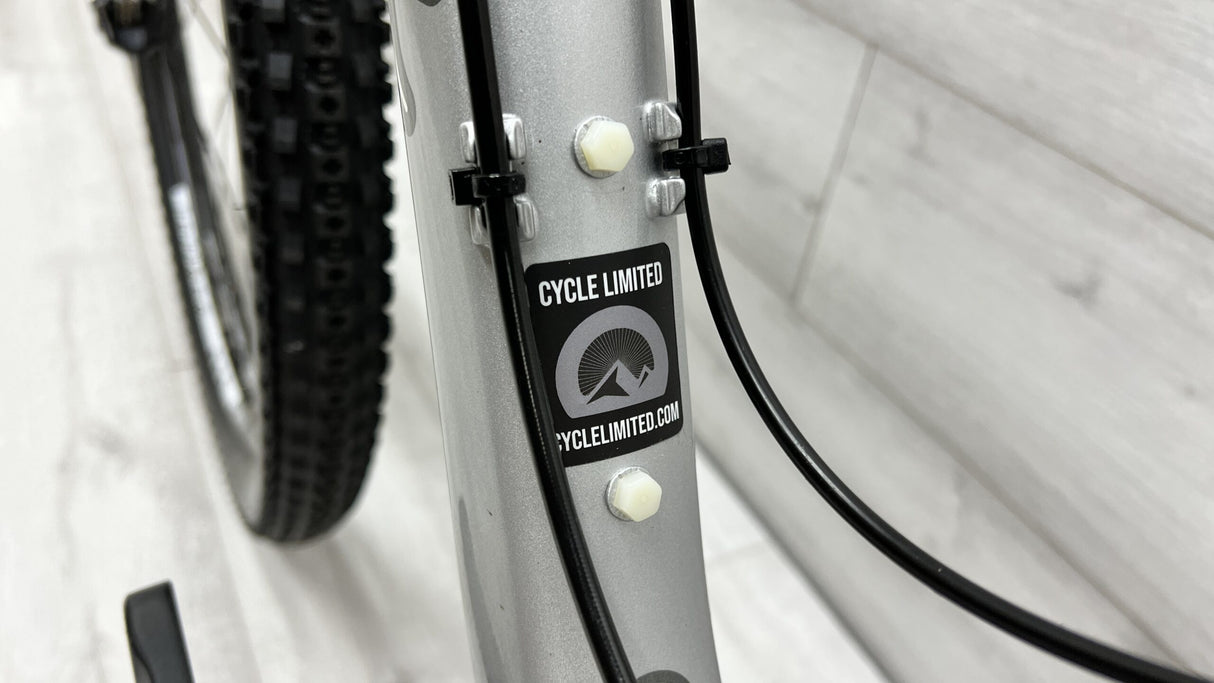 2014 Juliana Joplin Segundo  Mountain Bike - Medium