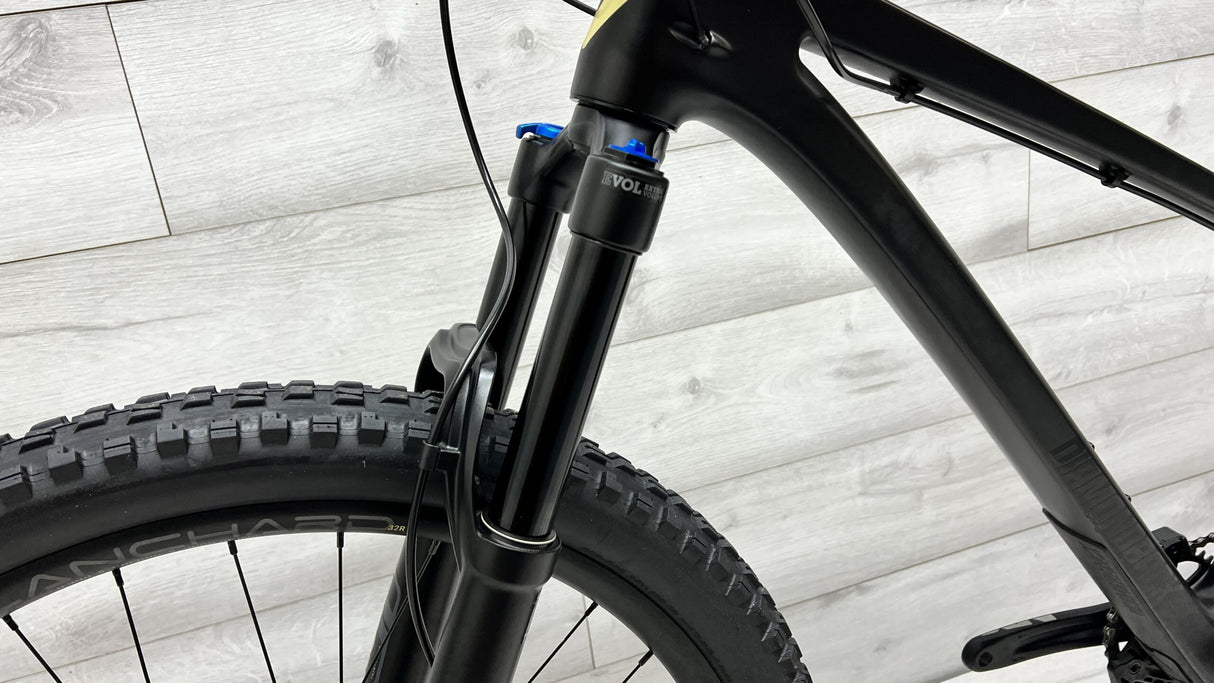 2020 Diamondback Sync'r Carbon 29 Mountain Bike - Medium